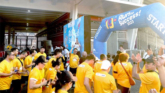 Rayakan HUT Ke-19, Mega Insurance Gelar Fun Run di GBK